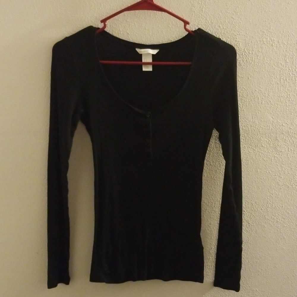 Long black sleeve shirt